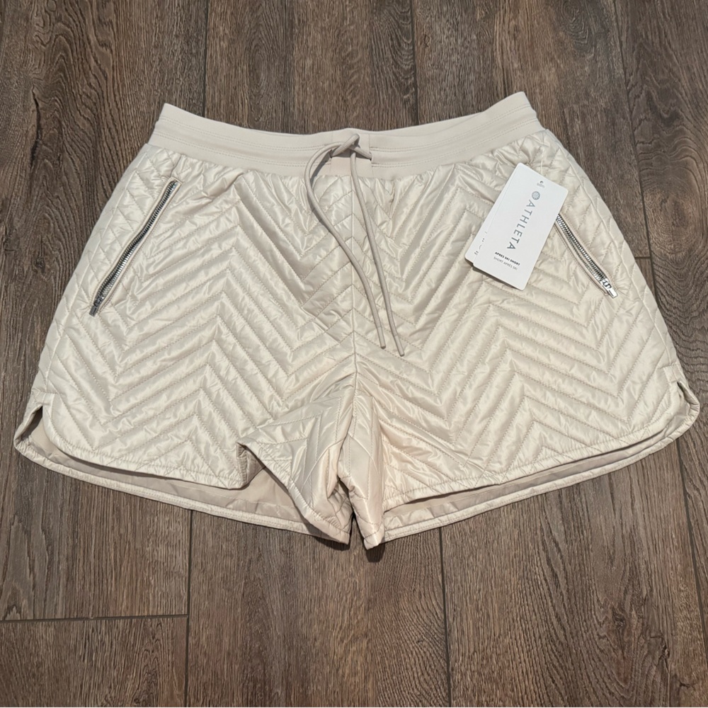 ATHLETA WOMENS APRES SKI QUILTED SHORTS